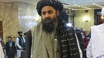 Съосновател на талибаните пристигна в Кабул. Ще преговоря за ново правителство