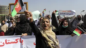 Талибаните забраняват протестите и спорта за жени