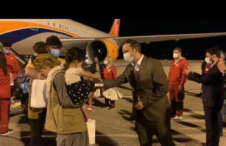 Скопие посрещна 149 афганистанци за 90 дни, настани ги в хотел