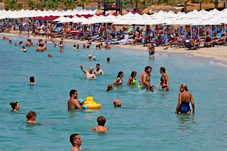 За ден на плаж до Гърция: еднодневните турове поскъпват