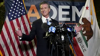 Губернаторът на Калифорния запази поста си след изборите