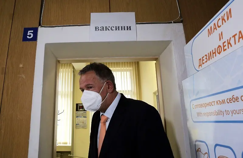 Кацаров: Ще си платим цената, че не се ваксинираме и че здравната система е в лошо състояние