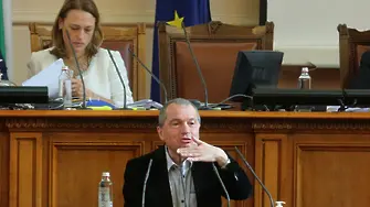 Тошко Йорданов накастри шефа на парламента