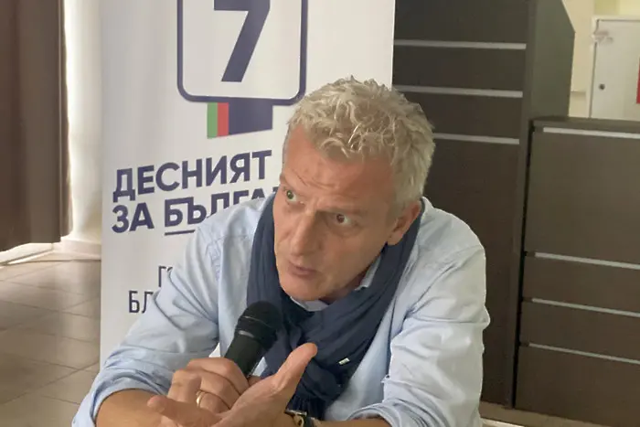 Петър Москов: Политиците сринаха авторитета на учителя