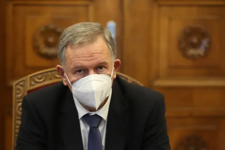 Кацаров даде Борисов на прокуратурата заради фалшива новина за ваксините