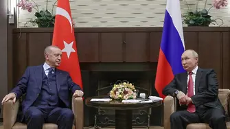 Разочарован от Байдън, Ердоган пак е при Путин
