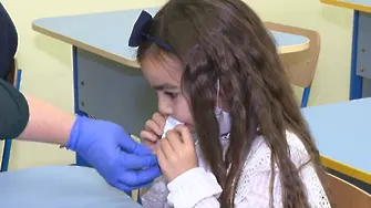 Проучване: бързите антигенни тестове не са много надеждни при деца