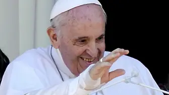 На 85 години: папа Франциск продължава уверено напред