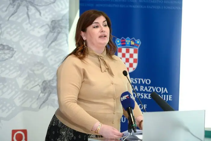 Шеф на агенция и ексминистър в ареста за измами с еврофондове в Хърватия