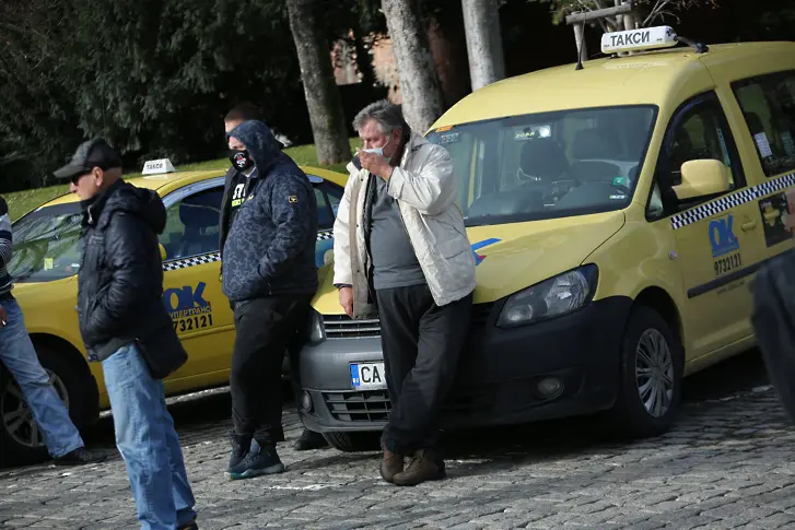 С 30 процента по-високи тарифи на такситата в София