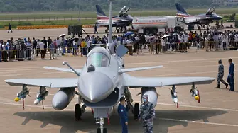 Китай прати 39 военни самолета към Тайван в опит за демонстрация на сила