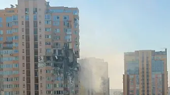 Вижте как руска ракета разбива апартамент в Киев (ВИДЕО)