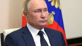 Путин заплашва света със  
