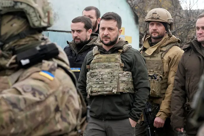 Германия обучава украинци да стрелят с гаубици
