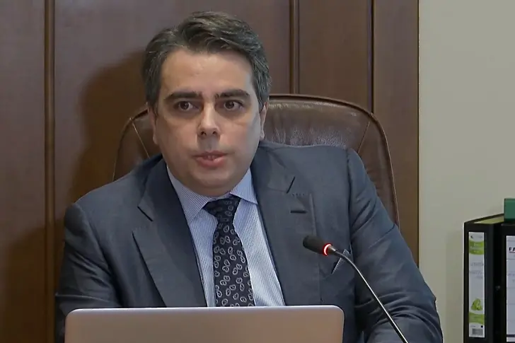 Василев: Вотът зависи от съвестта на шестима депутати