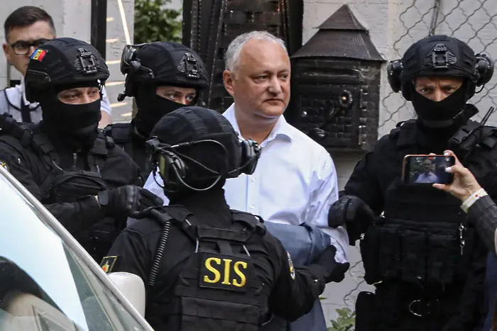 Бивш молдовски президент е под домашен арест