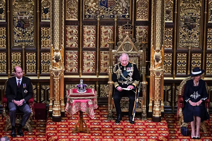 Принц Чарлз откри сесия на Камарата на общините вместо кралицата