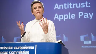 ЕС погна „Епъл“ и за платежната й система