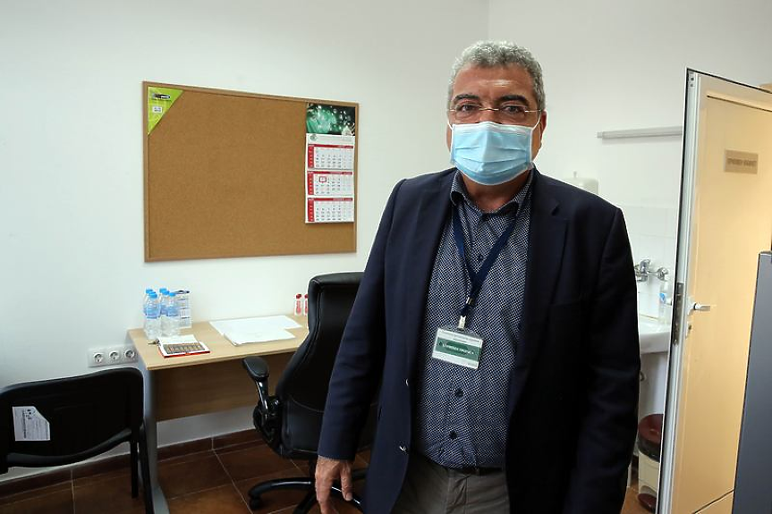 Инфекциозните клиники в София са почти пълни