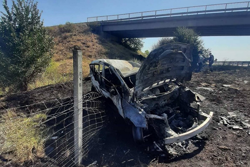 Пламна кола с турски гастарбайтери - изгоряха майка и дете