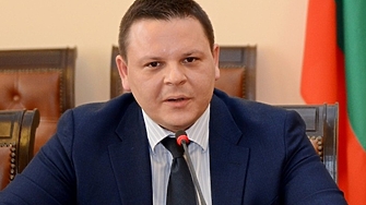 Работотели и синдикати в един извикаха върнете Газпром Това