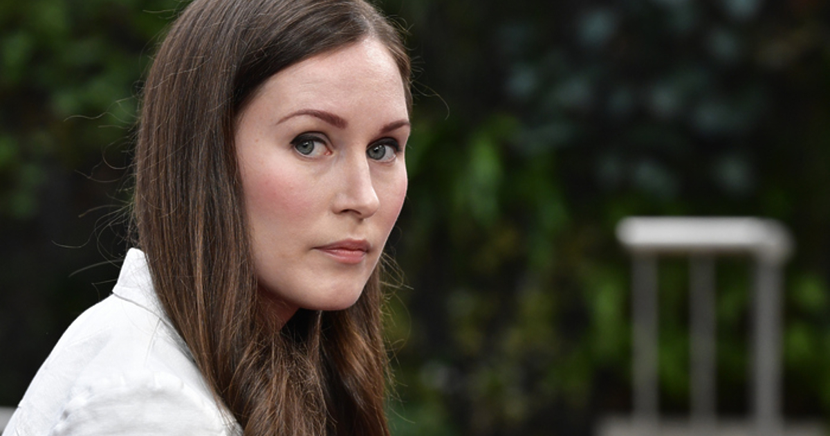 Колко точно може да се забавлява на купон един премиер?Въпросът