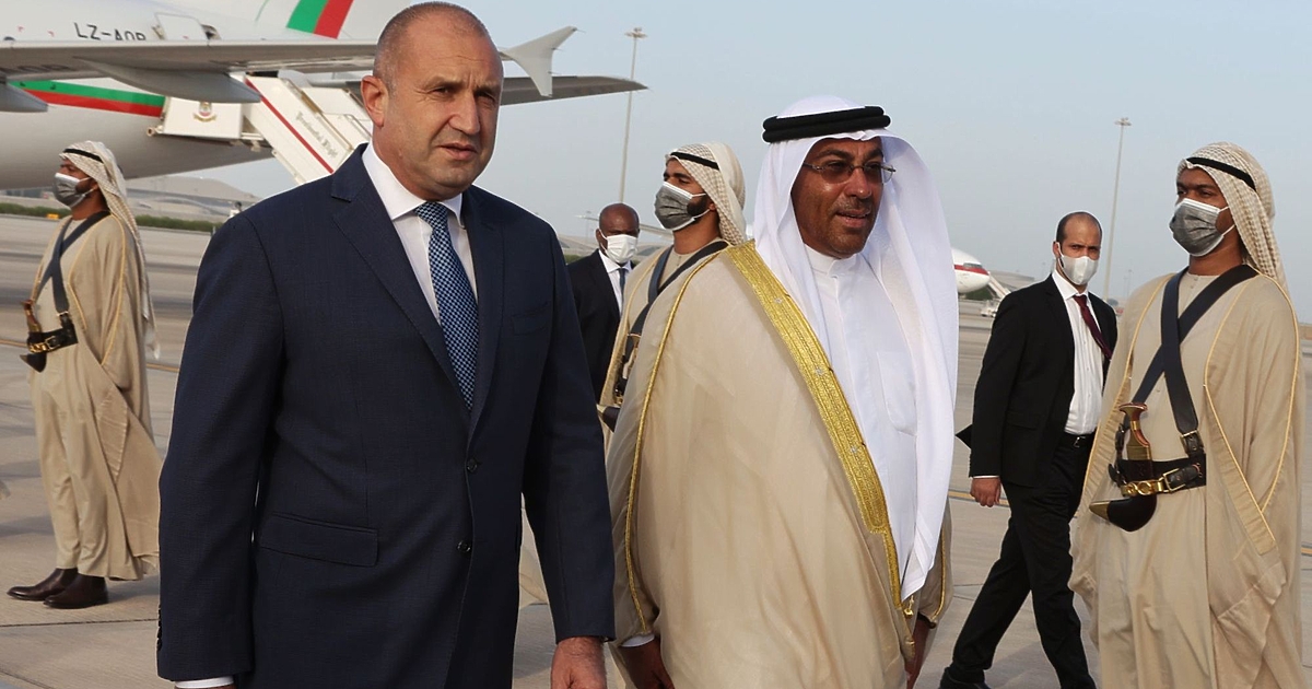 Разглеждат възможностите внос на природен газ и петрол от Обединените