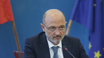 Министерството на здравеопазването е готово с екипи за първия медицински хеликоптер Това