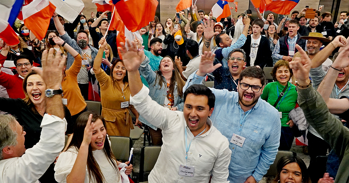 Чили няма да има нова конституция - засега. Това решиха на