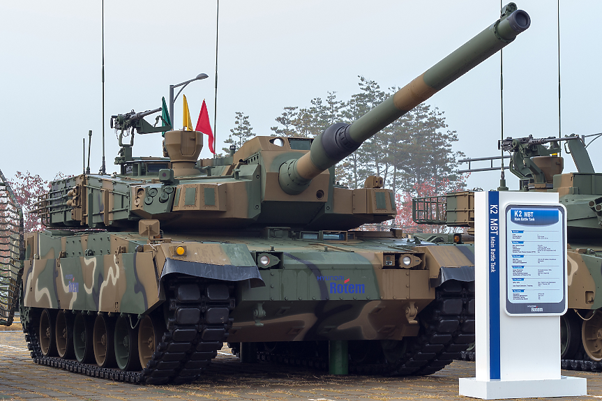 Полша купува 400 танка и гаубици от Южна Корея