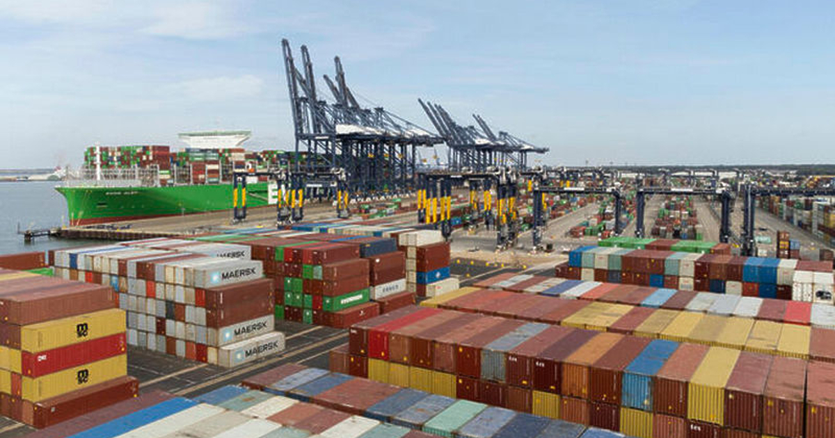 Първият ден от планирана стачка в най-голямото пристанище за товарни