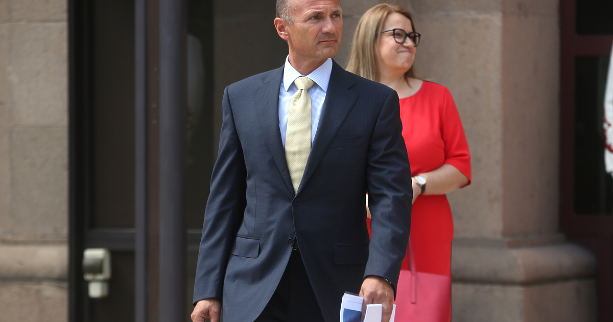 Коментари10 коментараМоля, или се , за да участвате в разговора!