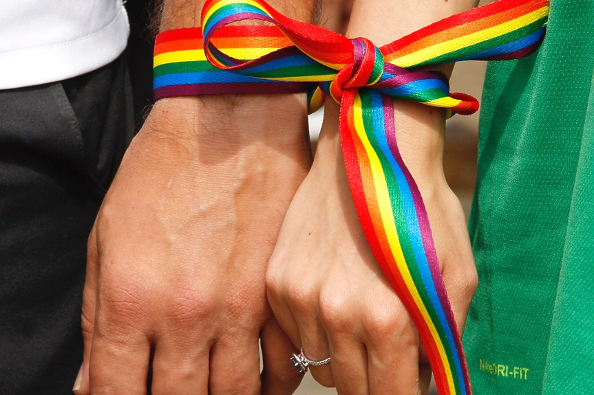 Куба разреши гей-браковете с референдум