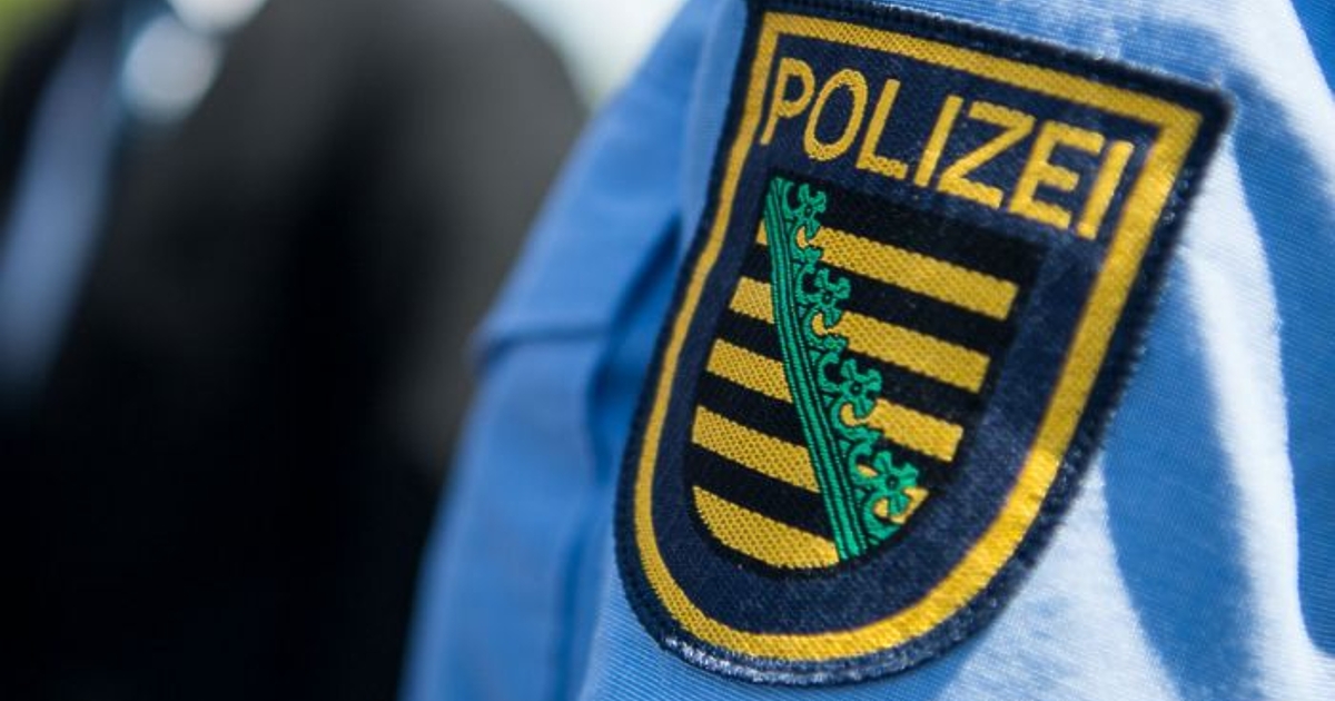 Полицията в германския град Ансбах застреля днес мъж, който нападна