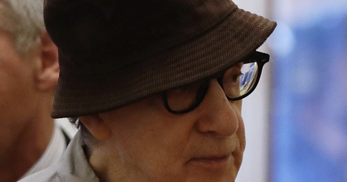 След като режисьорът Уди Алън намекна, че може да се