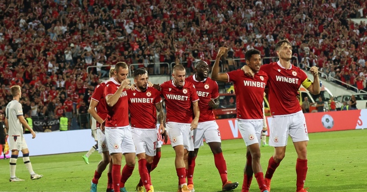 “Водени от максимата, че всеки футболен клуб трябва да бъде