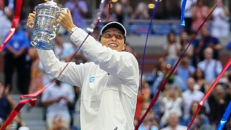 Ига Швьонтек спечели втора титла от Големия шлем за годината