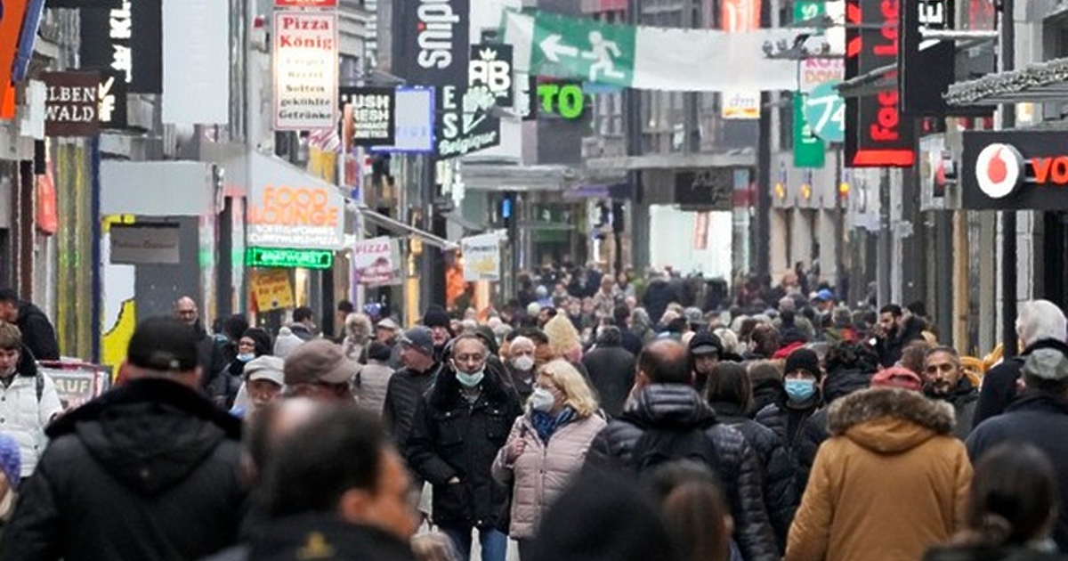 Рискът страните от еврозоната да изпаднат в рецесия достига най-високото си