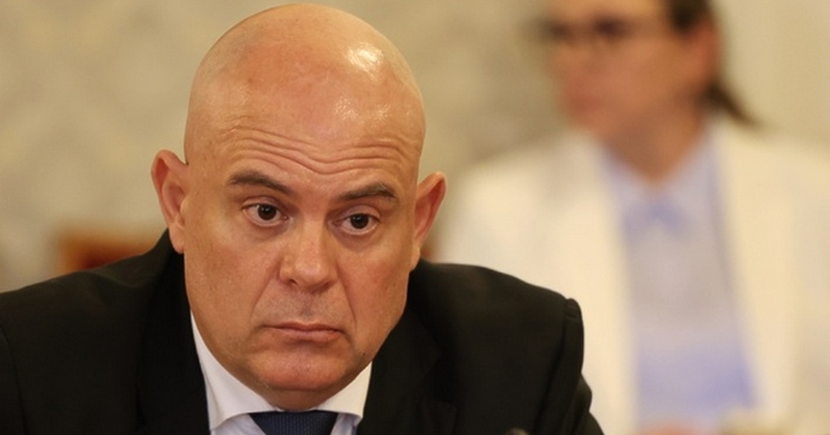 Иван Гешев продължава енергично да се възползва от едно от