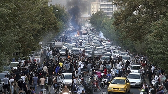 Иран отхвърли днес критиките на Европейския съюз срещу реакцията му