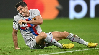 Байерн Мюнхен пречупи Барселона с 2 0 като домакин в мач