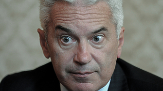 На латински legenda – четене четиво е епически вид в