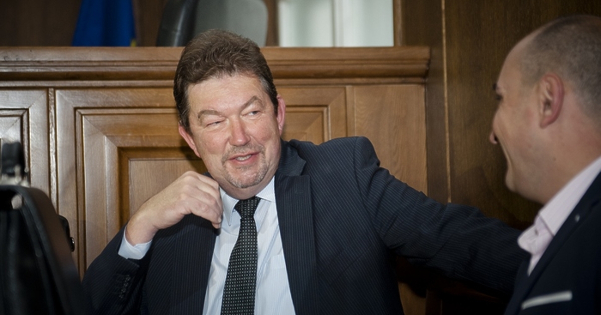 Единият от двамата адвокати на Цветан Василев - Константин Симеонов