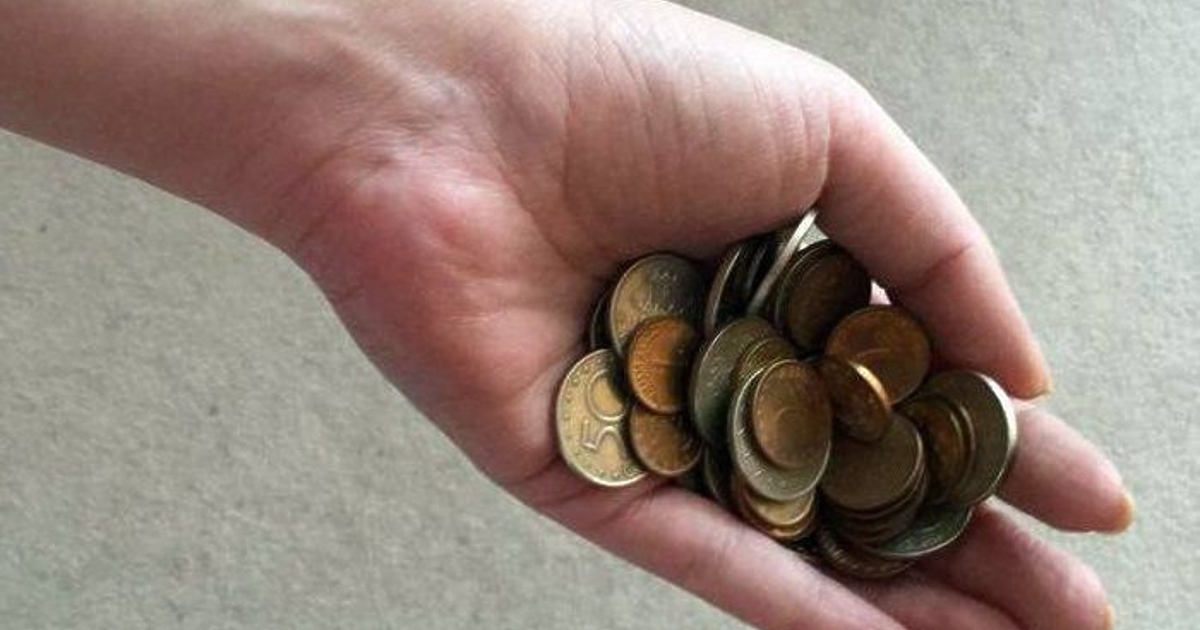 Шофьор на градския транспорт в Перник свали 14-годишно момиче от