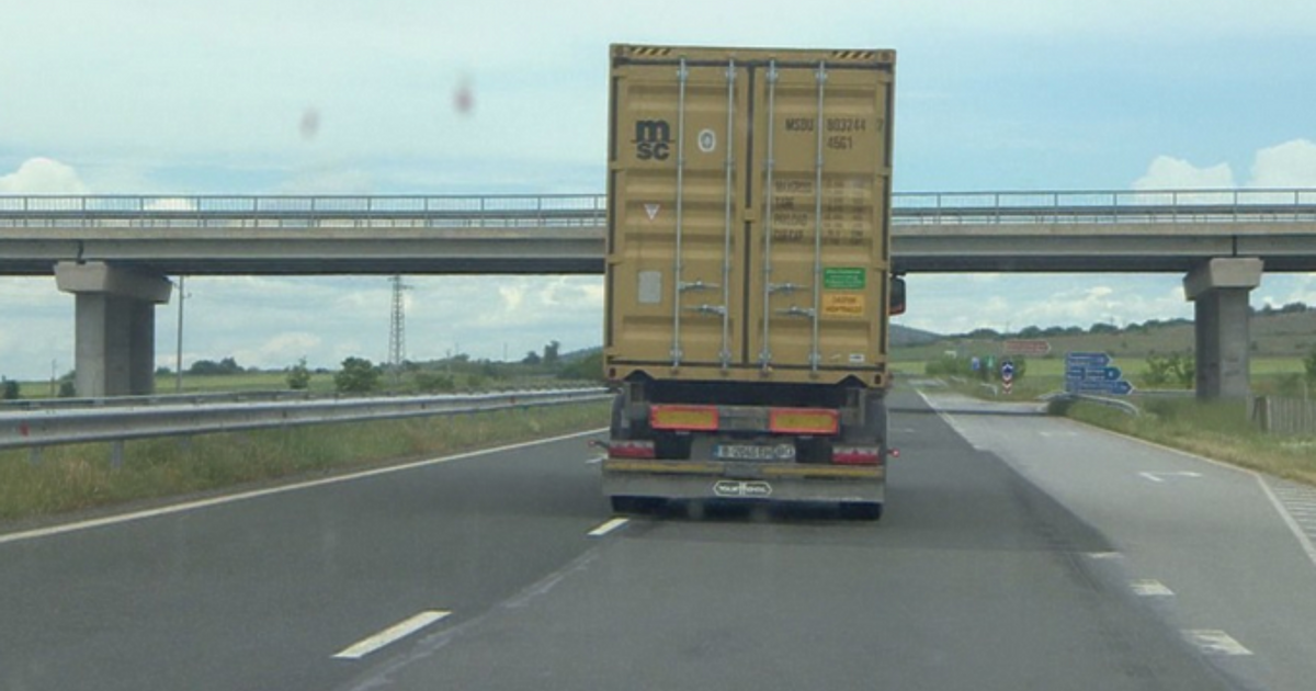 Само при два лота от магистрала Тракия - от Стара