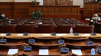 Парламентът стартира на 19 октомври