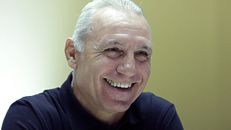 Бившият капитан на националния отбор на България Христо Стоичков благодари