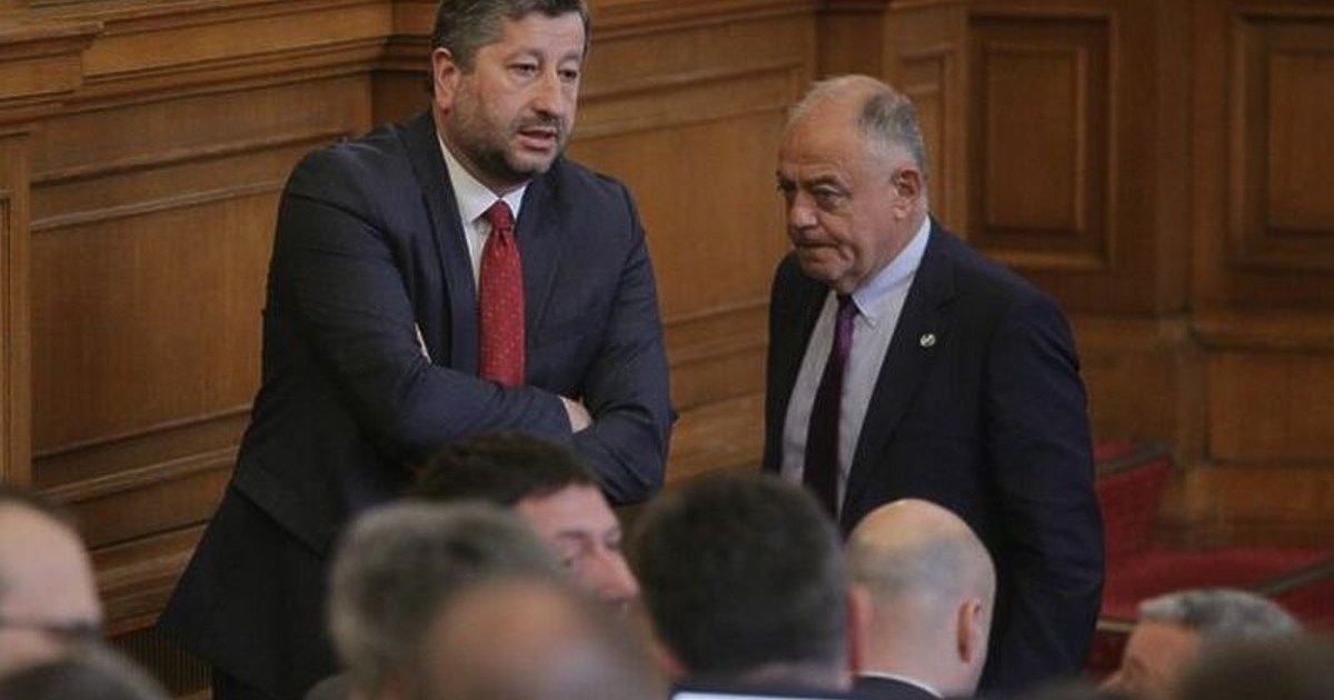 Политиката не е спорт. В политиката може да си на