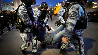 Русия се опитва да забрани протестното движение Весна Пролет След