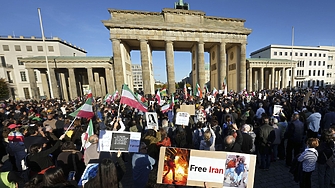 Канада забрани на 10 000 представители на иранския режим да влизат